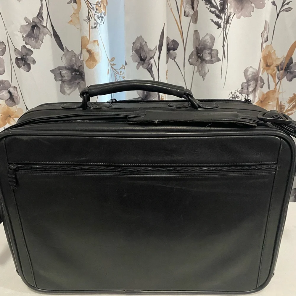Men’s Black Leather Calise Briefcase